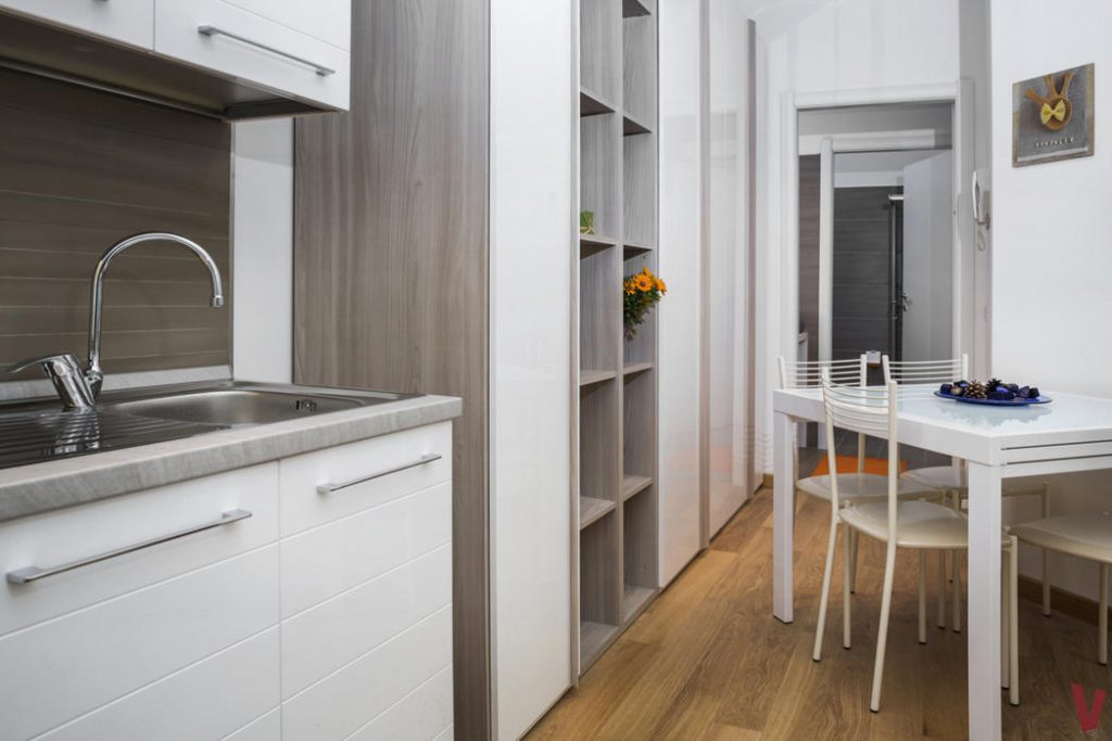 Cucina e tavolo Milano Monochic